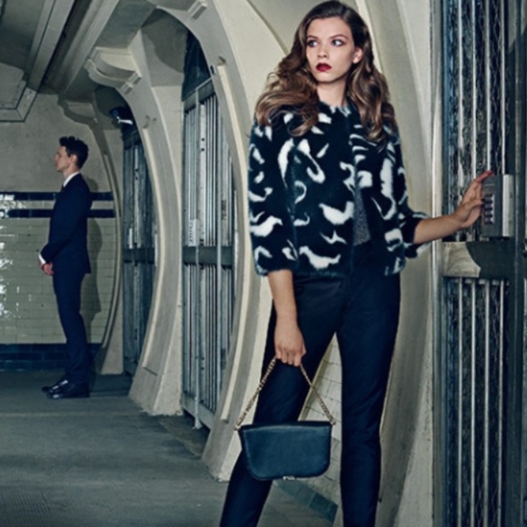 🍒NWT🍒 TED BAKER MARBLE FAUX FUR JACKET - Picture 4 of 10